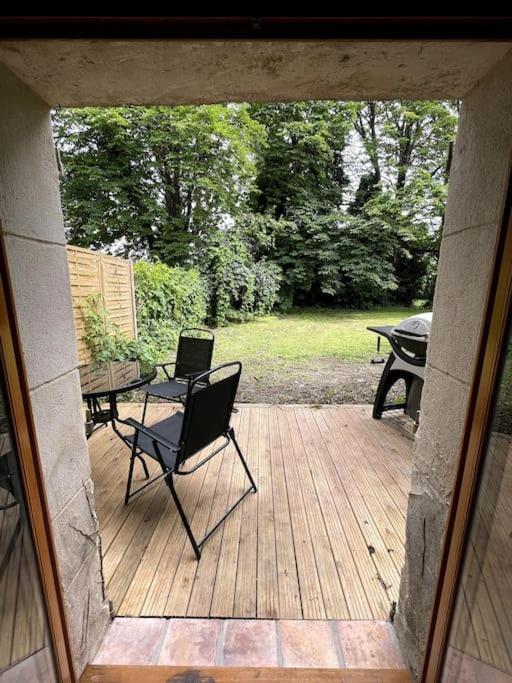 Superbe Appartement Cosy Avec Jardin Ним Екстериор снимка